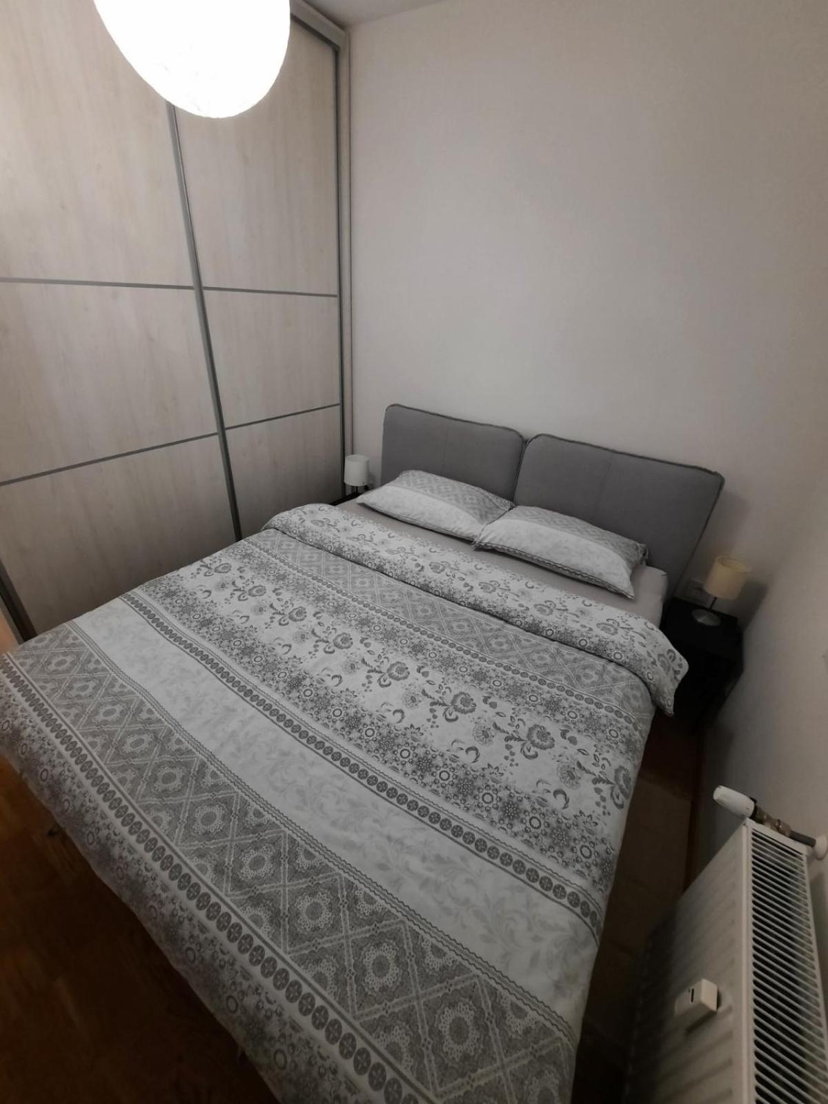 Lux Advent Apartment 수보티차 외부 사진